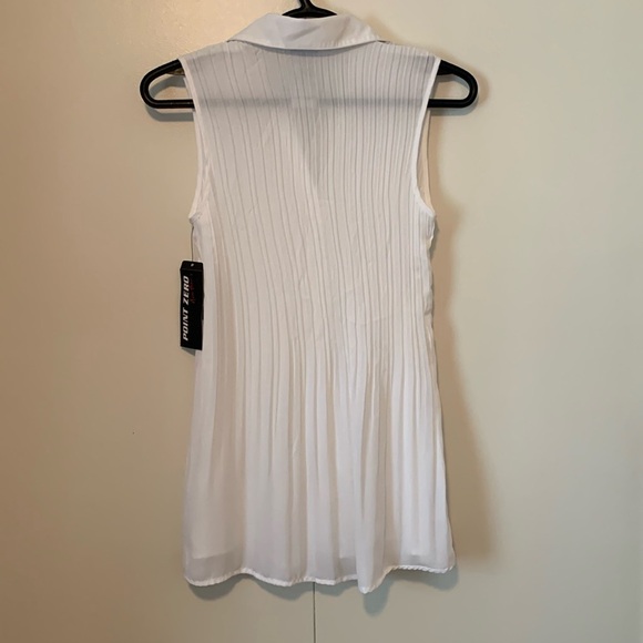 New Point Zero Sleeveless Button Up Collared Pleated White Top Size XS - Picture 2 of 8